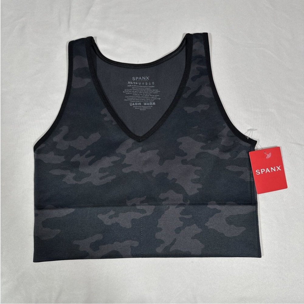 NWT $55 Spanx Look at Me Now Seamless Crop Top Black Camo [ SZ‎ XS ] #6106